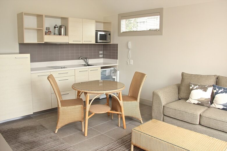 Motel Hananui Lodge And Apartments