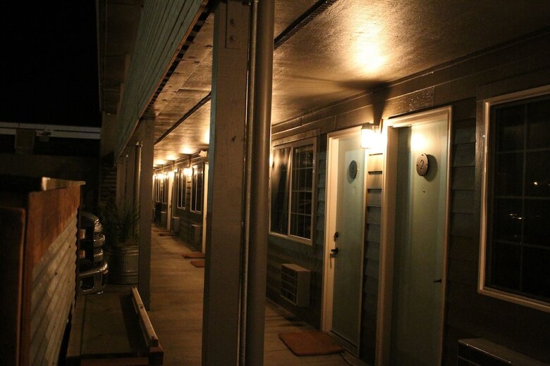 Motel Ashore Hotel