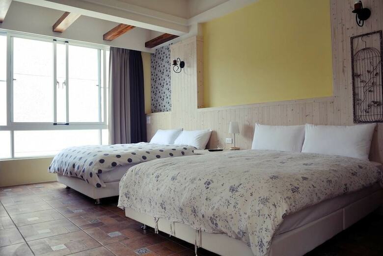 Hotel Oia Cafe B&B