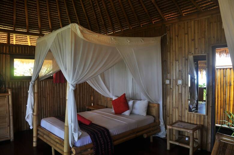 Hotel Rinjani Beach Eco Resort