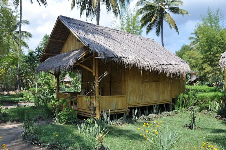 Hotel Rinjani Beach Eco Resort