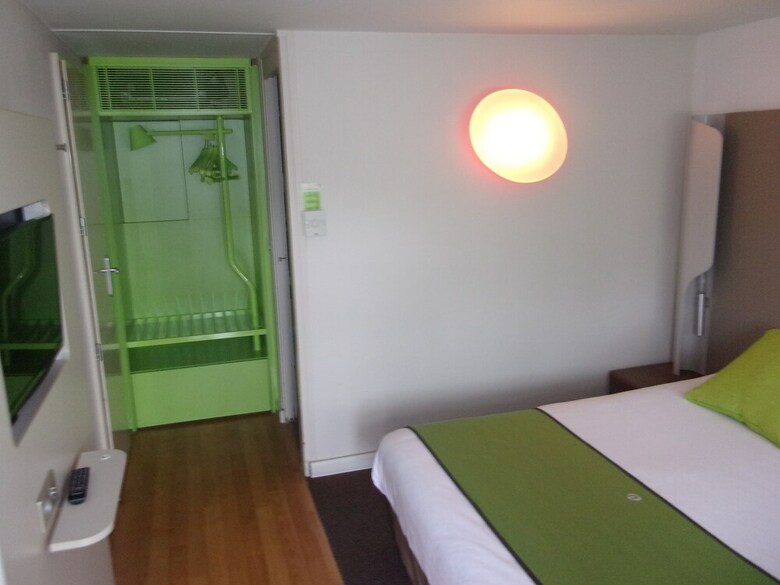 Hotel Campanile Chantilly