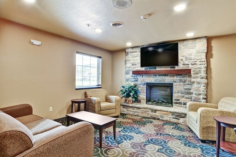 Hotel Cobblestone Inn & Suites - Ambridge