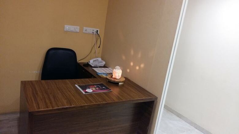 Hotel Pride Biznotel Vadodara