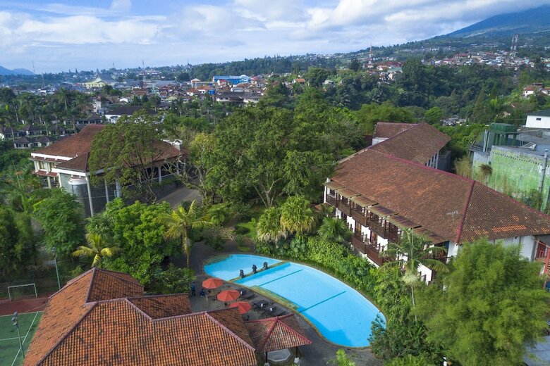 Hotel Novus Giri Resort & Spa