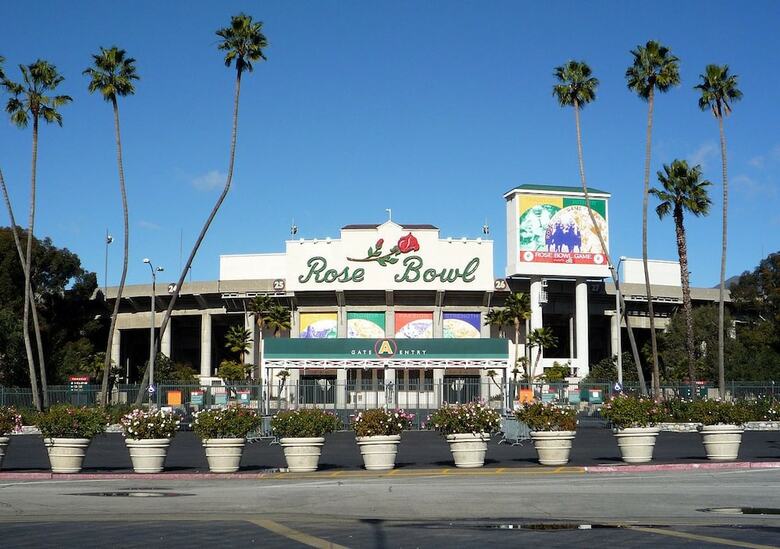Hotel Ramada By Wyndham Burbank Airport