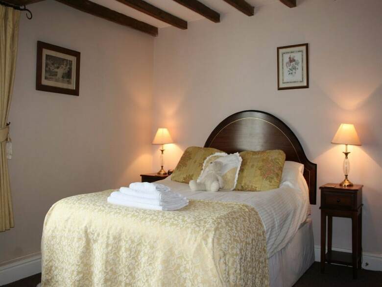 Bed & Breakfast Manor Guest House
