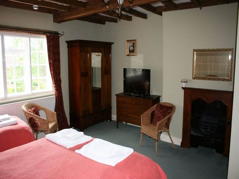 Bed & Breakfast Manor Guest House