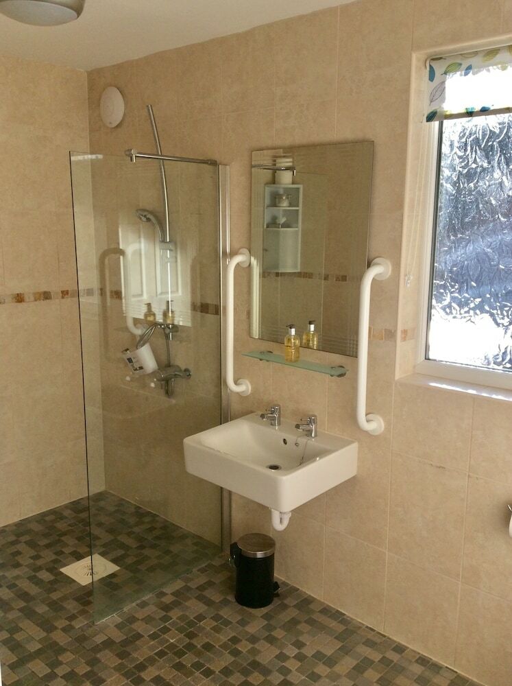 Bed & Breakfast Manor Guest House