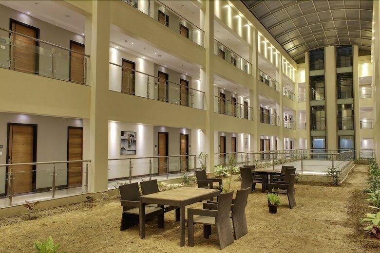 Hotel Suba Grand