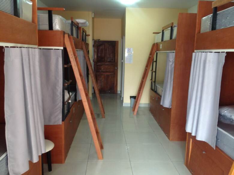 Hostal Jomtien Hostel