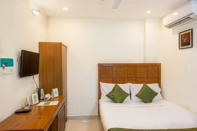 Hotel Treebo Trend Grand Plaza Nampally