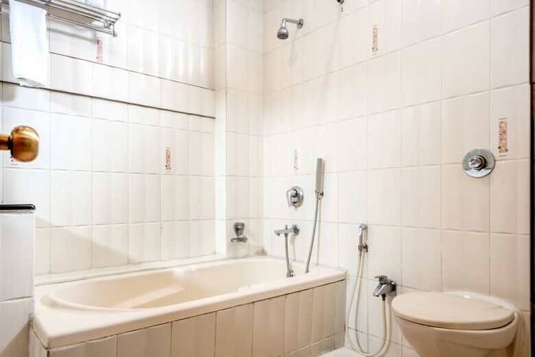 Hotel Treebo Trend Grand Plaza Nampally