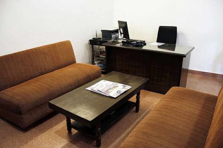 Oyo 630 Hotel Innova Homes