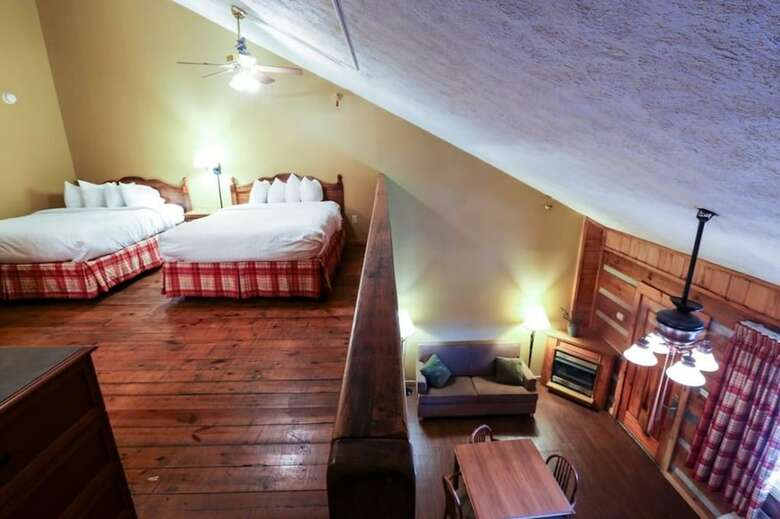 Hotel Timbers Lodge