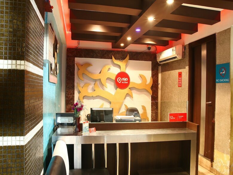 Oyo 759 Hotel Rock Star