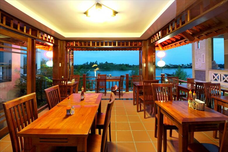Hotel Villa Orchid Garden Riverside