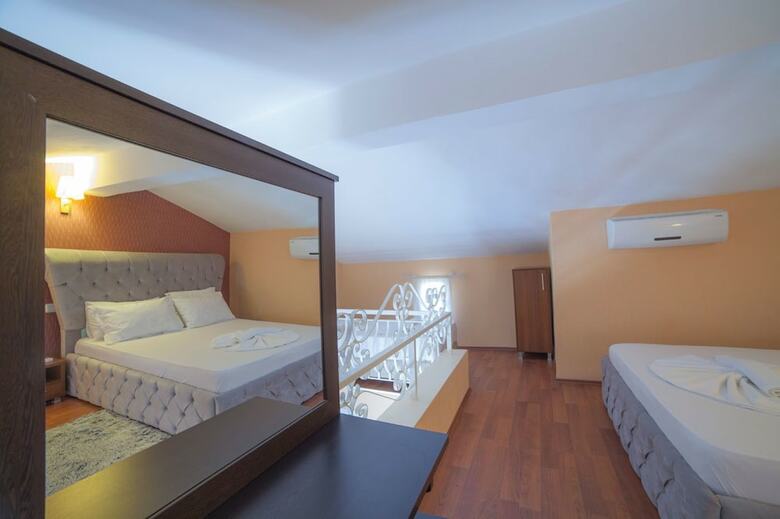 Peace Hotel
