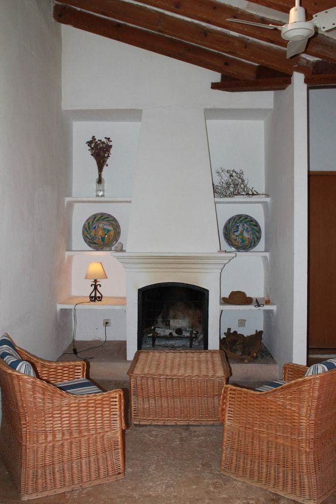 Agroturismo Sa Casa Rotja