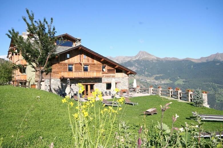 Hotel Caprice Des Neiges