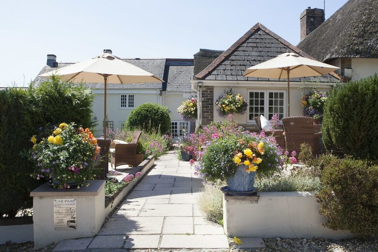 Posada Yalbury Cottage