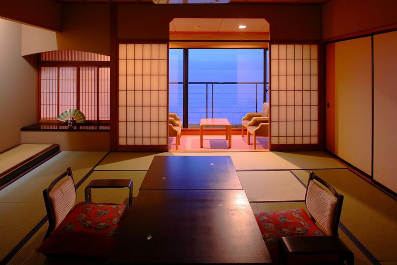 Yadomoriya Juen