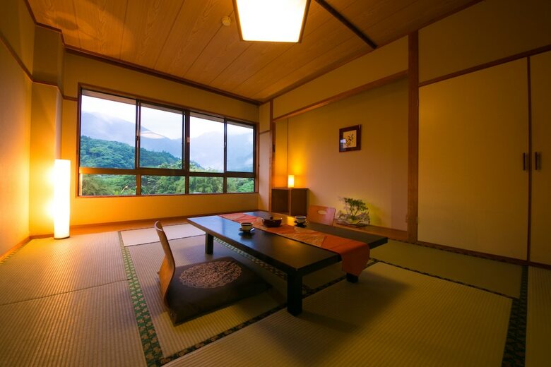 Tashiro Annex