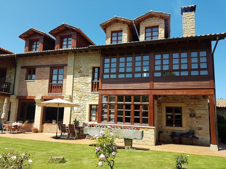 Hotel Casona De Tresali