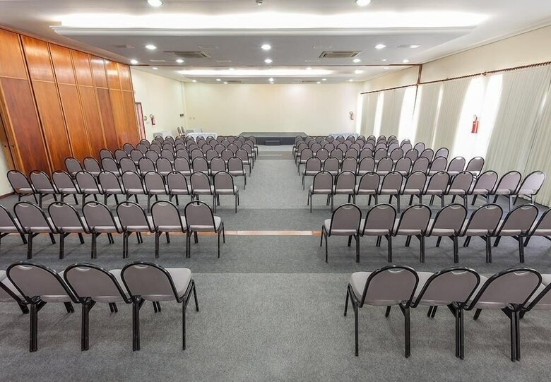 Monthez Hotel & Eventos