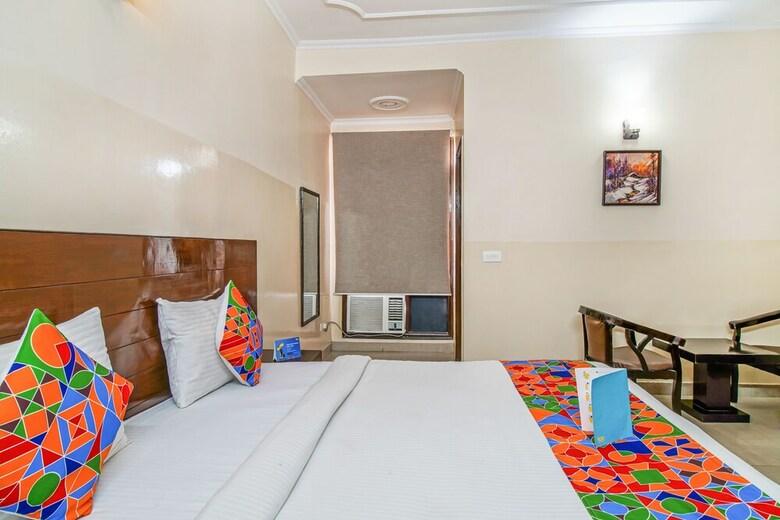 Fabhotel Ashneer Residency