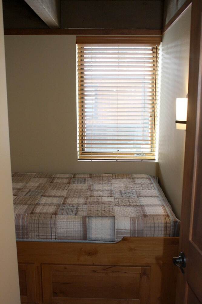 Mill Run #12 By Peak Property Management