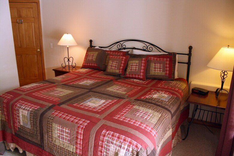 White Wolf #890 By Peak Property Management