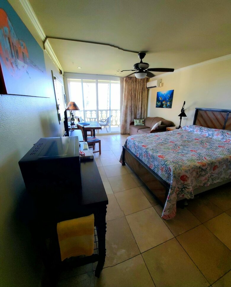 Kreller's Islander Getaway