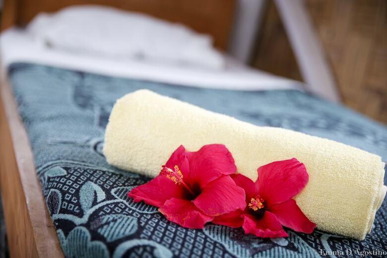 Hostal Vatia Beach Eco Lodge