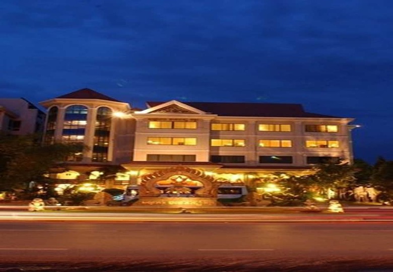 Monoreach Angkor Hotel