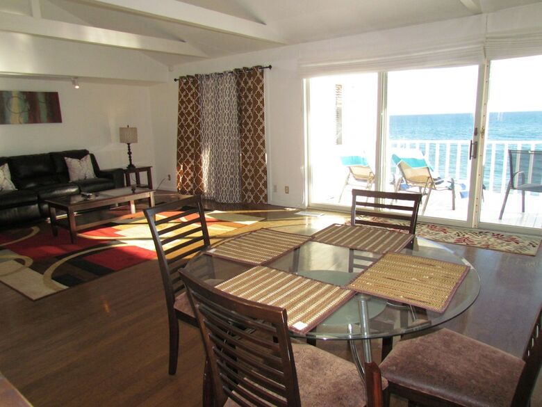 3 Bedroom House On The Beach