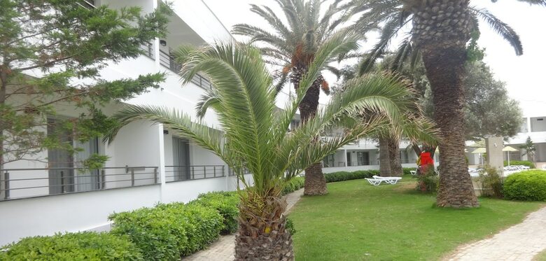 Altin Yunus Apart Beach Plus