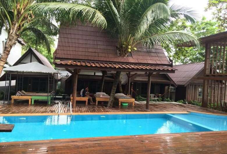 Hotel Apple Beachfront Resort