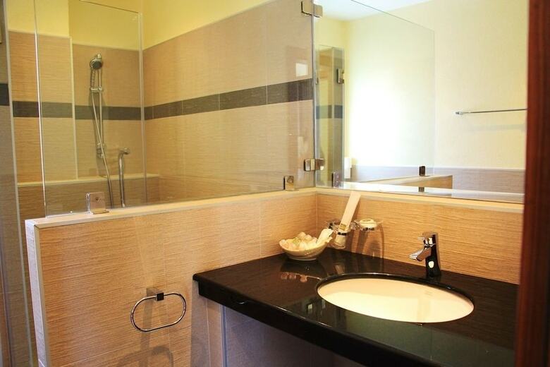 Hotel Little Sunshine Boutique Beach Resort & Spa