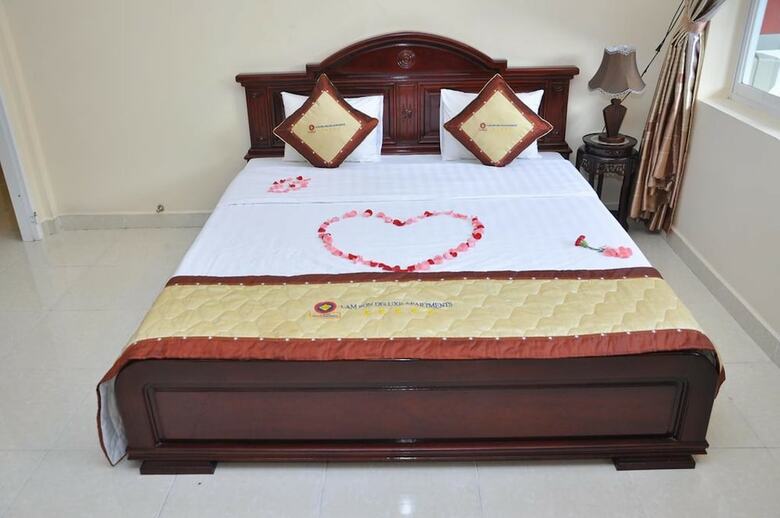 Aparthotel Lam Son Hotel & Apartments