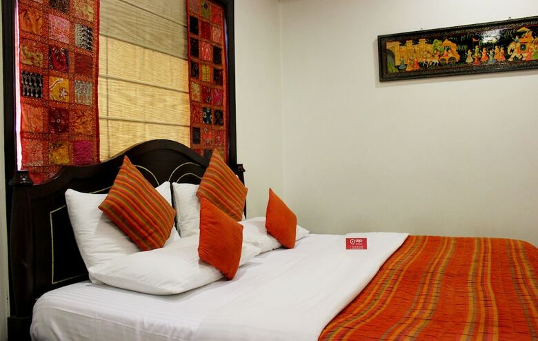 Oyo 557 Hotel Lavish Inn