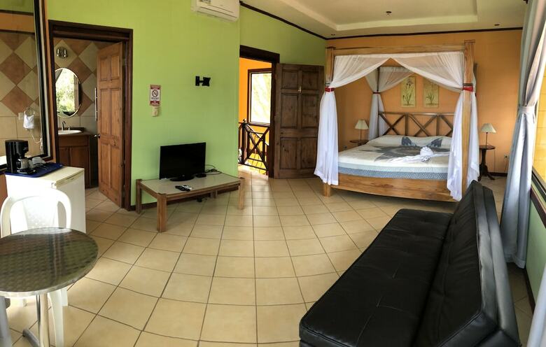 Posada Arenal Garden Lodge