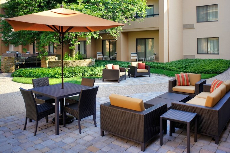 Hotel Courtyard By Marriott Lexington North