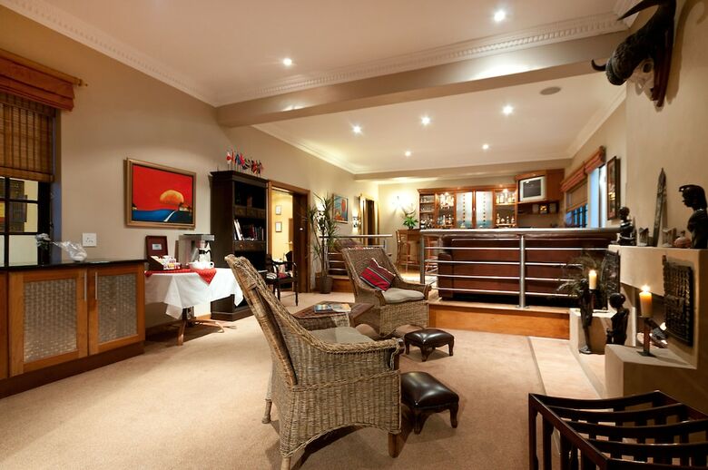 Hotel Cape Flame Guest House