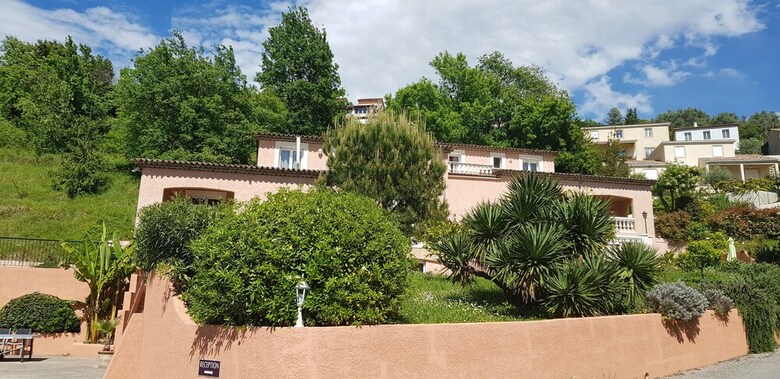 Hotel Les Bastides St Paul