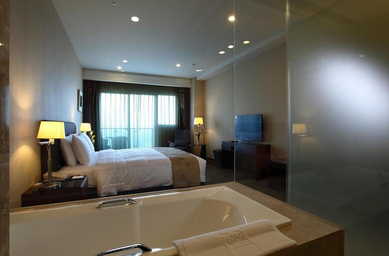 Hotel H Resort