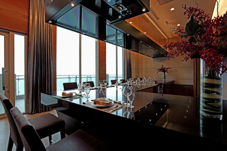 Hotel H Resort