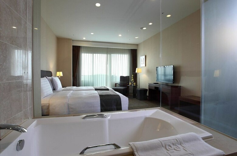 Hotel H Resort