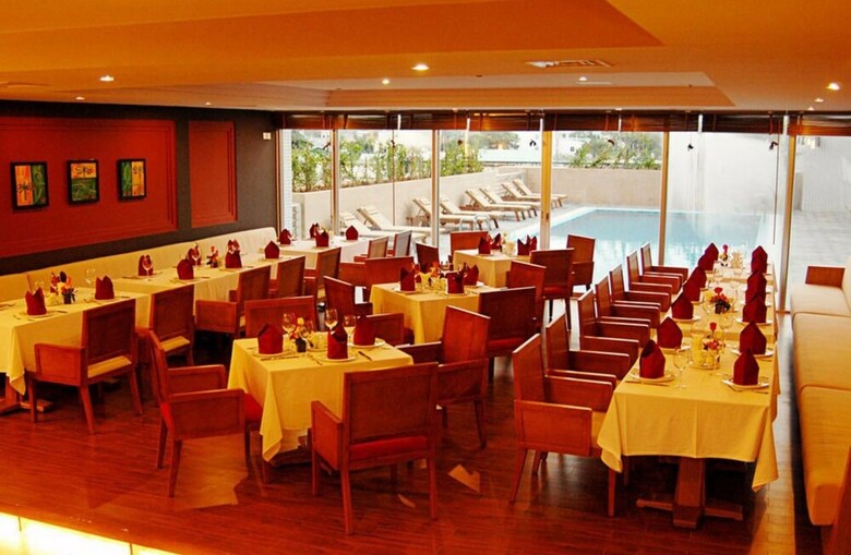 Petro Hotel