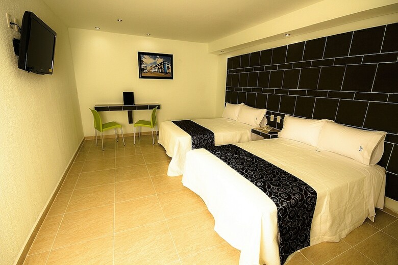 Hotel First Inn